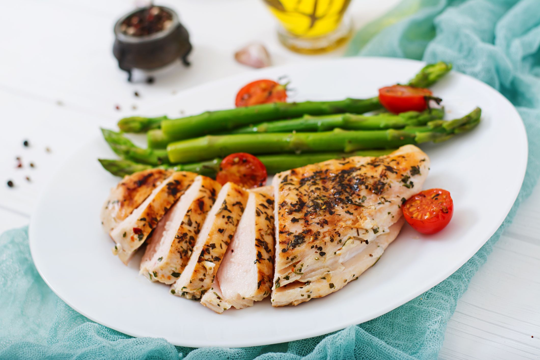 The nutritional value and health benefits of chicken breast